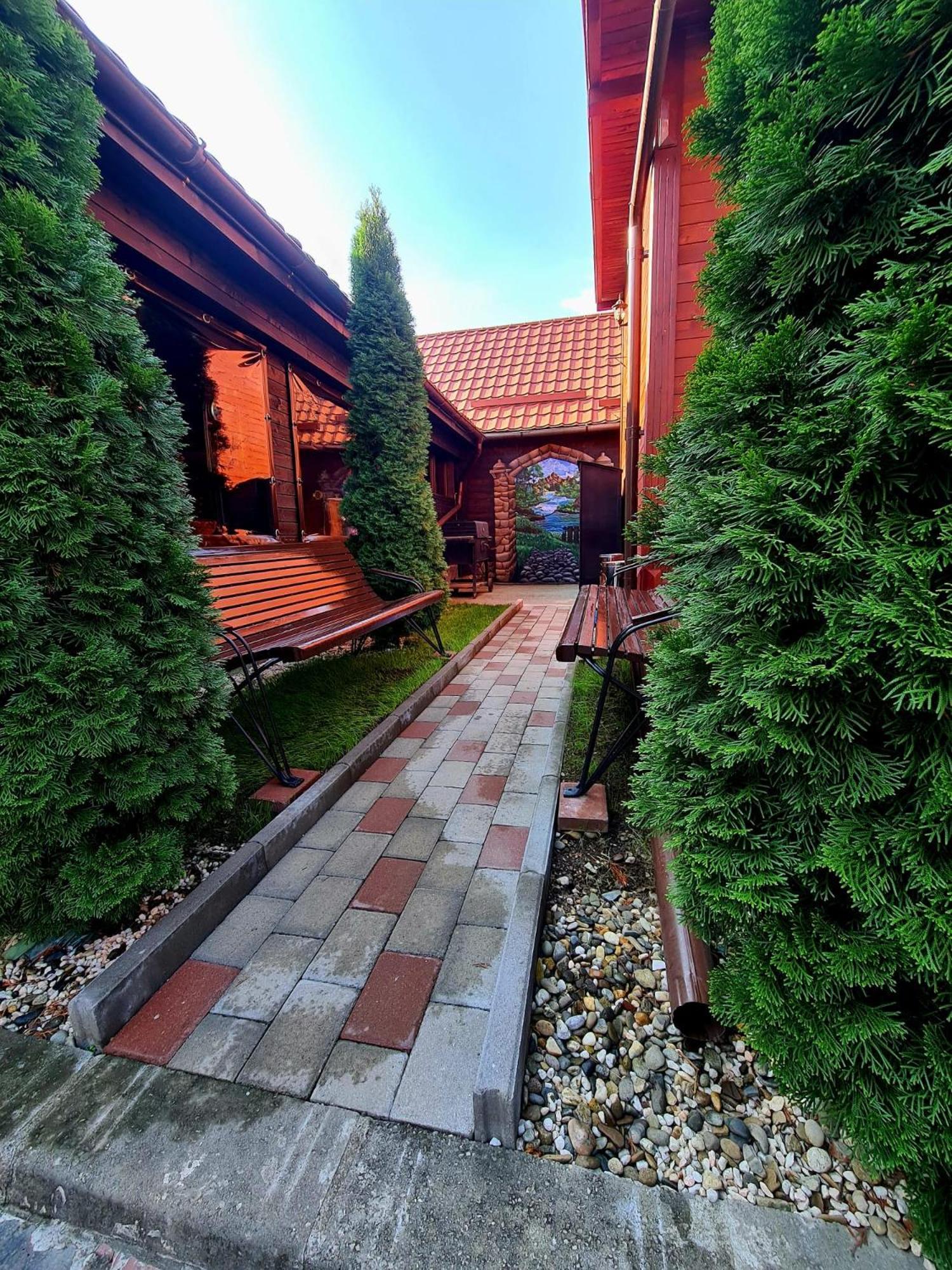 Armenopolis - Adults Only Hotell Gherla Exteriör bild